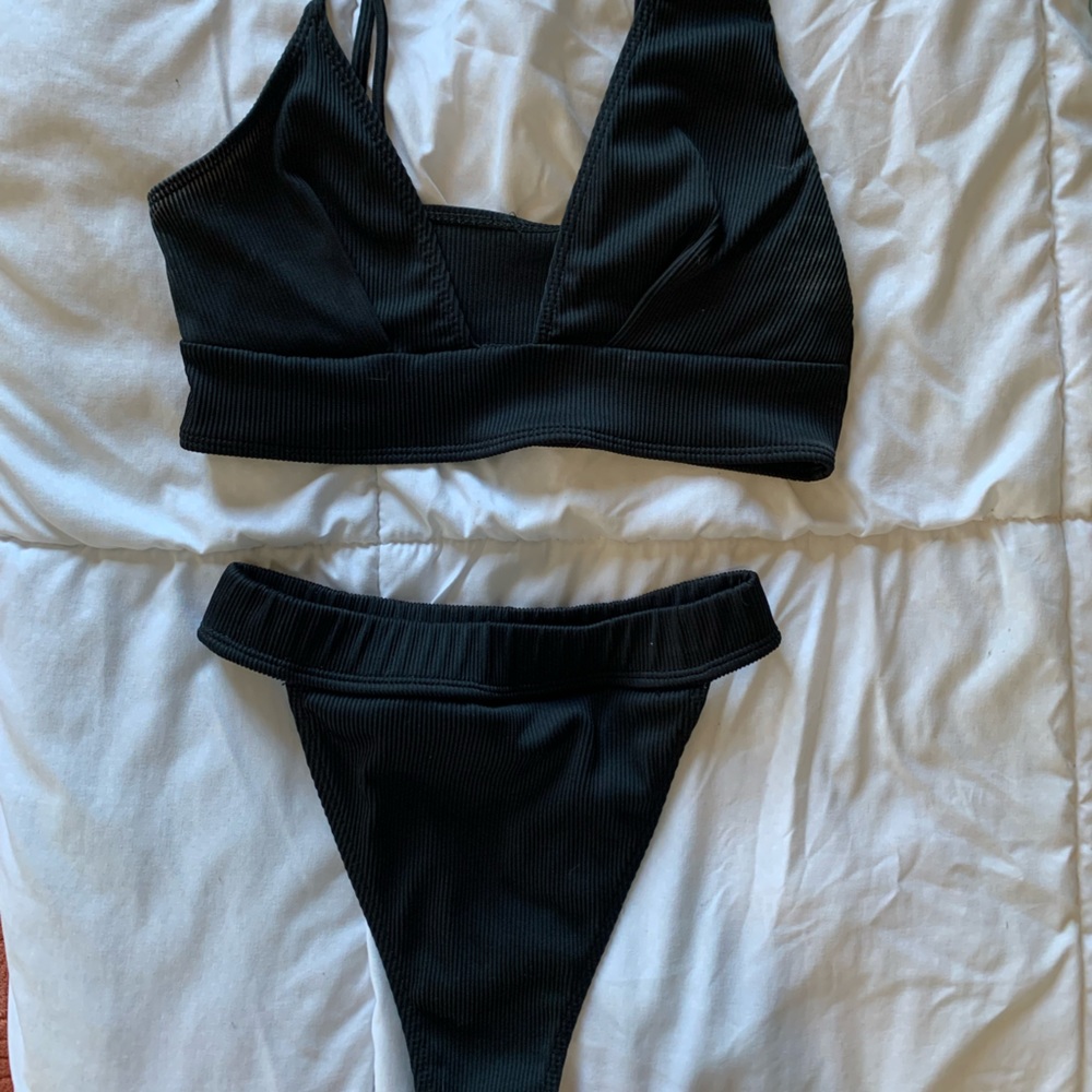 High leg bikini